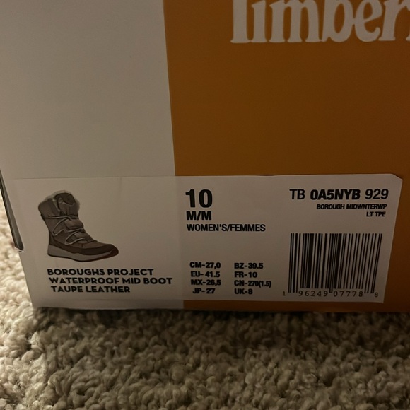NIB Timberland Women’s Boroughs Project Waterproof mid boot - Picture 2 of 3